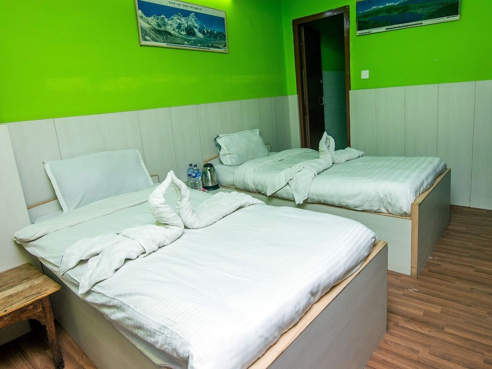 Hotel Pomelo House Basic Twin Room, 2 Twin Beds 5