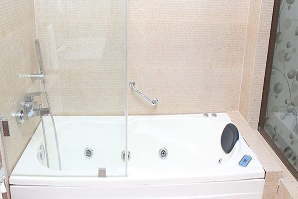 Hotel Harrison Palace Club Executive 3