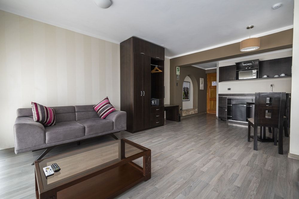 undefined Andesmar 10