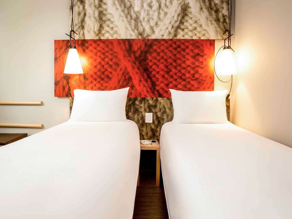 undefined ibis Lima Reducto Miraflores 3