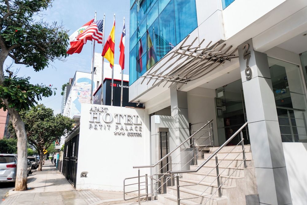undefined Petit Palace Apart Hotel Suites 9