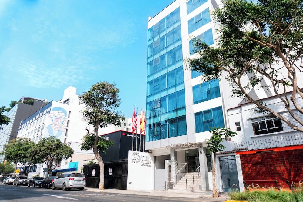 undefined Petit Palace Apart Hotel Suites 10