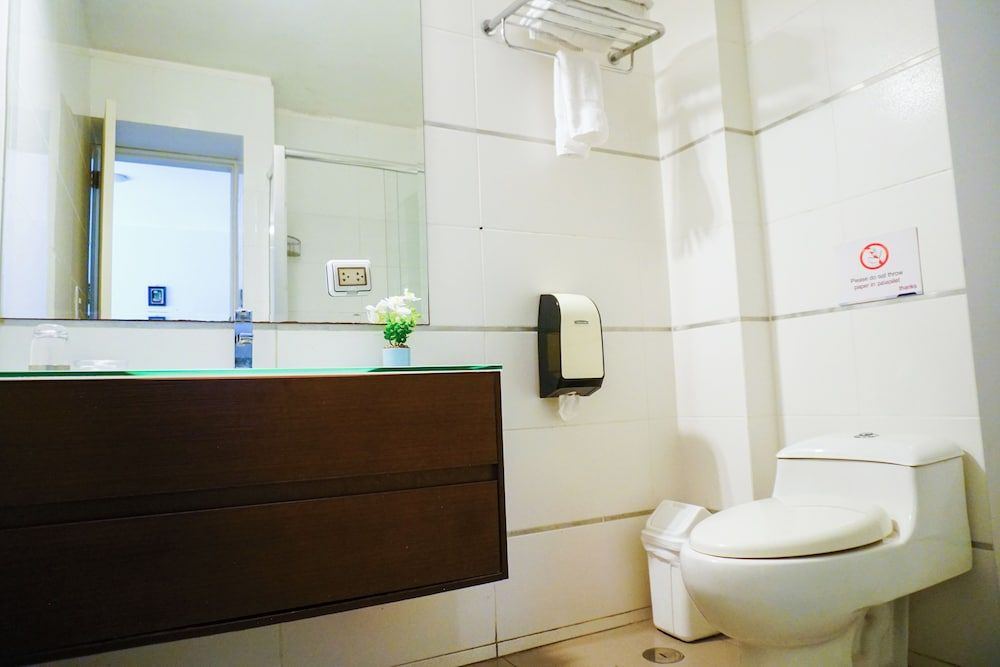 Petit Palace Apart Hotel Suites Standard Suite, Air conditioning 6