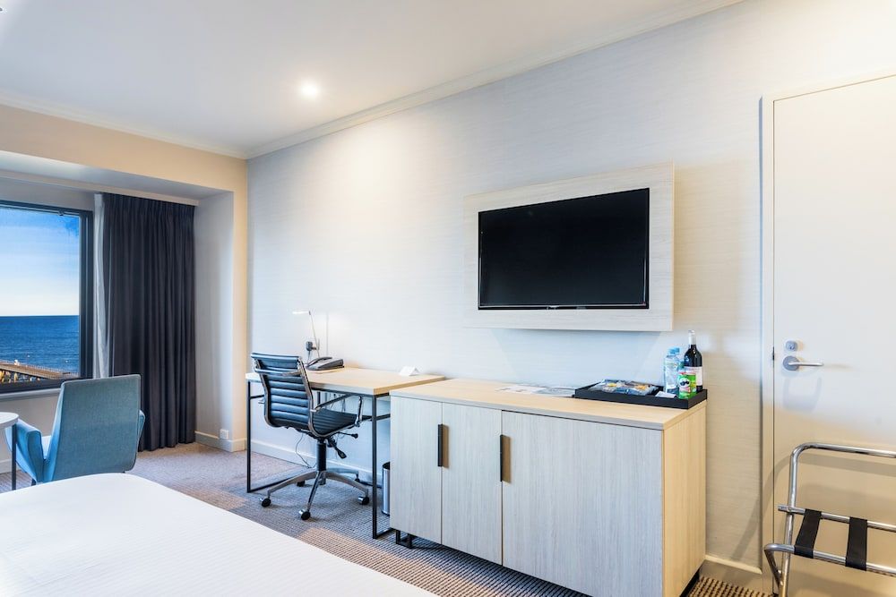 Stamford Grand Adelaide Grand Room, Ocean View 6