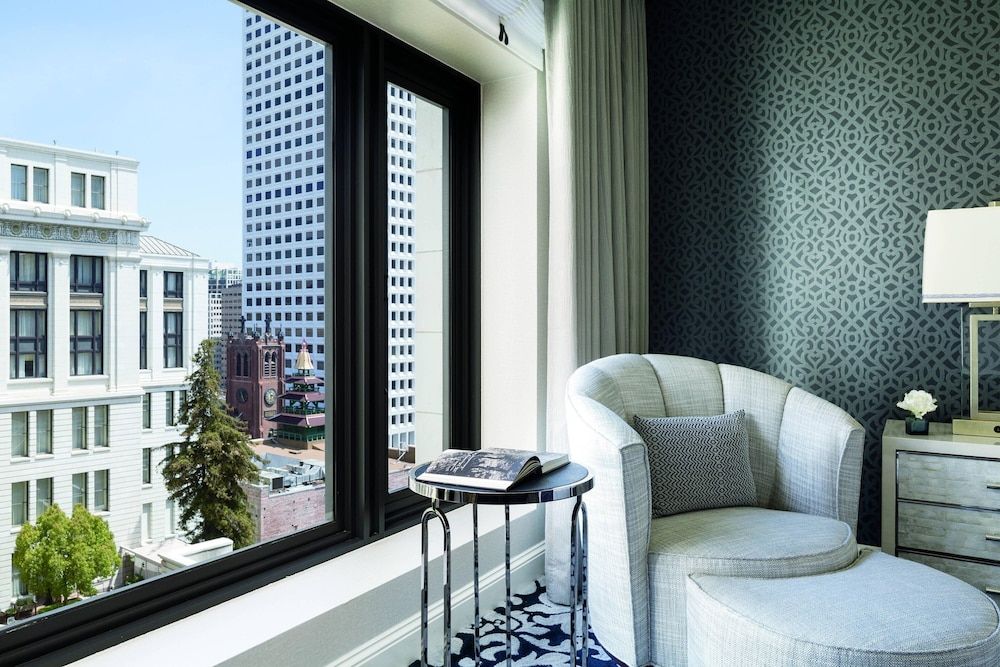 The Ritz-Carlton, San Francisco Deluxe Room, 1 King Bed 4