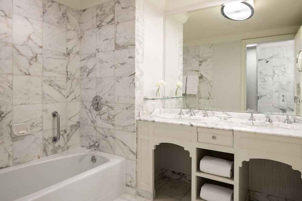 undefined The Ritz-Carlton, San Francisco 10