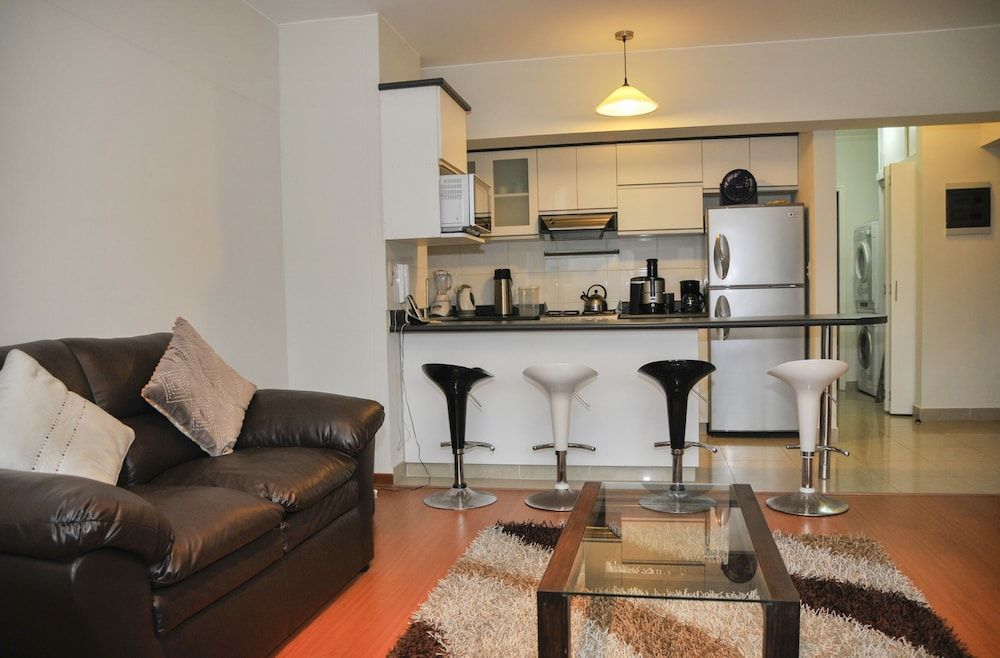 undefined Miraflores4Rent Sisley