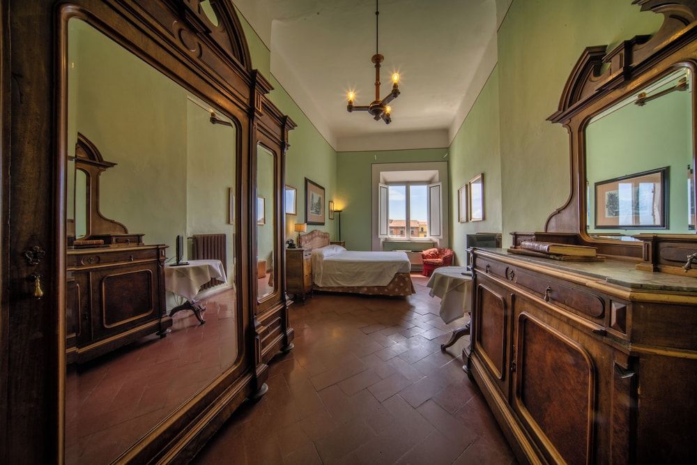 undefined Royal Victoria Hotel 3