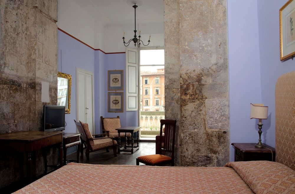 undefined Royal Victoria Hotel 2