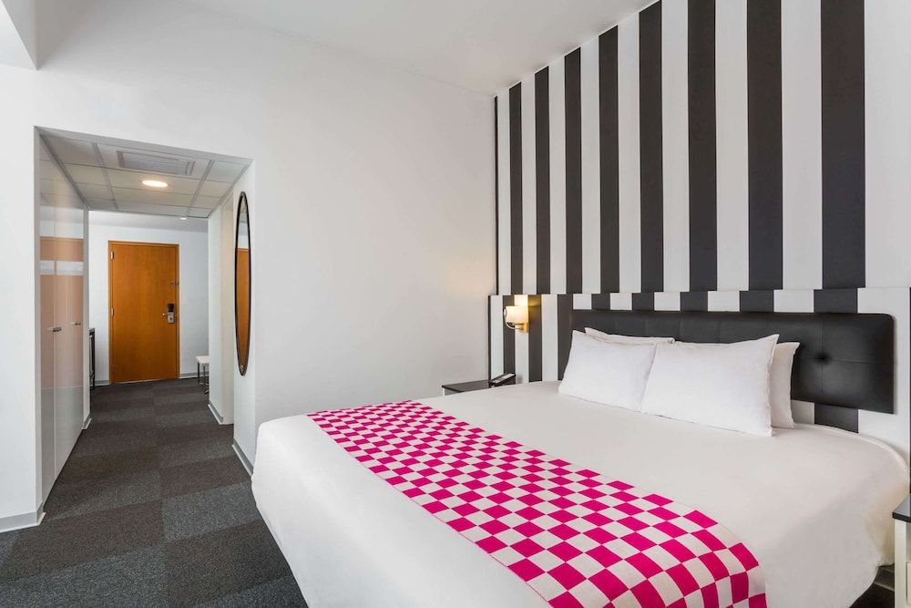 Wyndham Costa Del Sol Lima City Junior Suite, 1 King Bed, Non Smoking