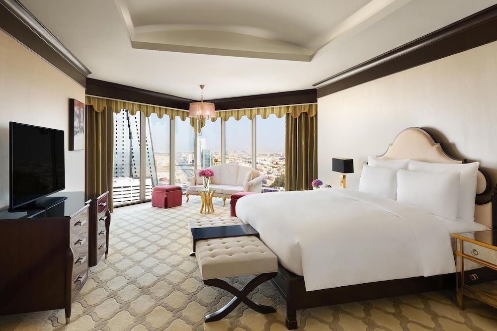Presidential Suite, Multiple Beds, City View
