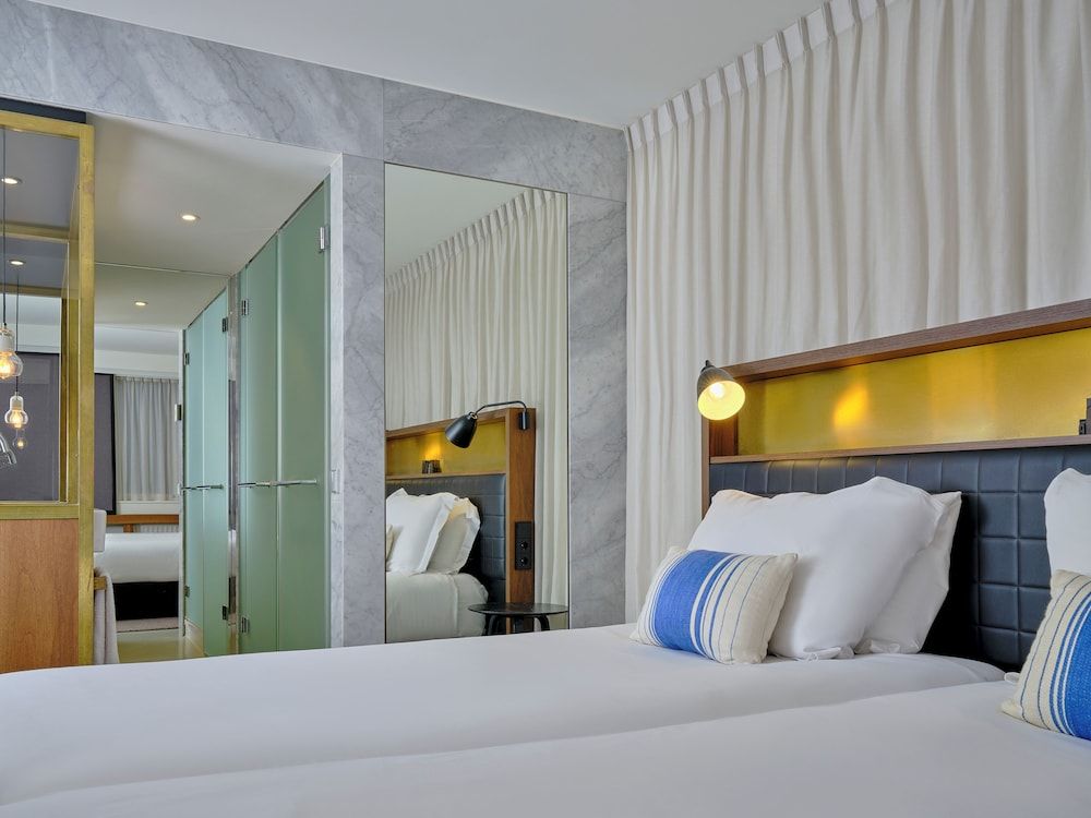 undefined INK Hotel Amsterdam - MGallery 4