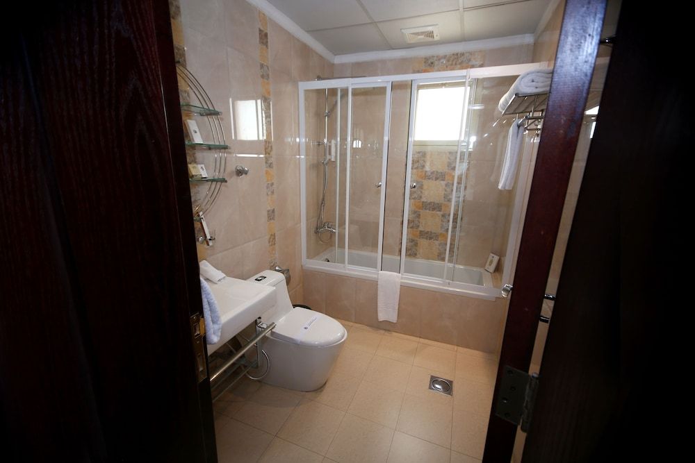 Golden Bujari Al Khobar Hotel Premier Double or Twin Room 18