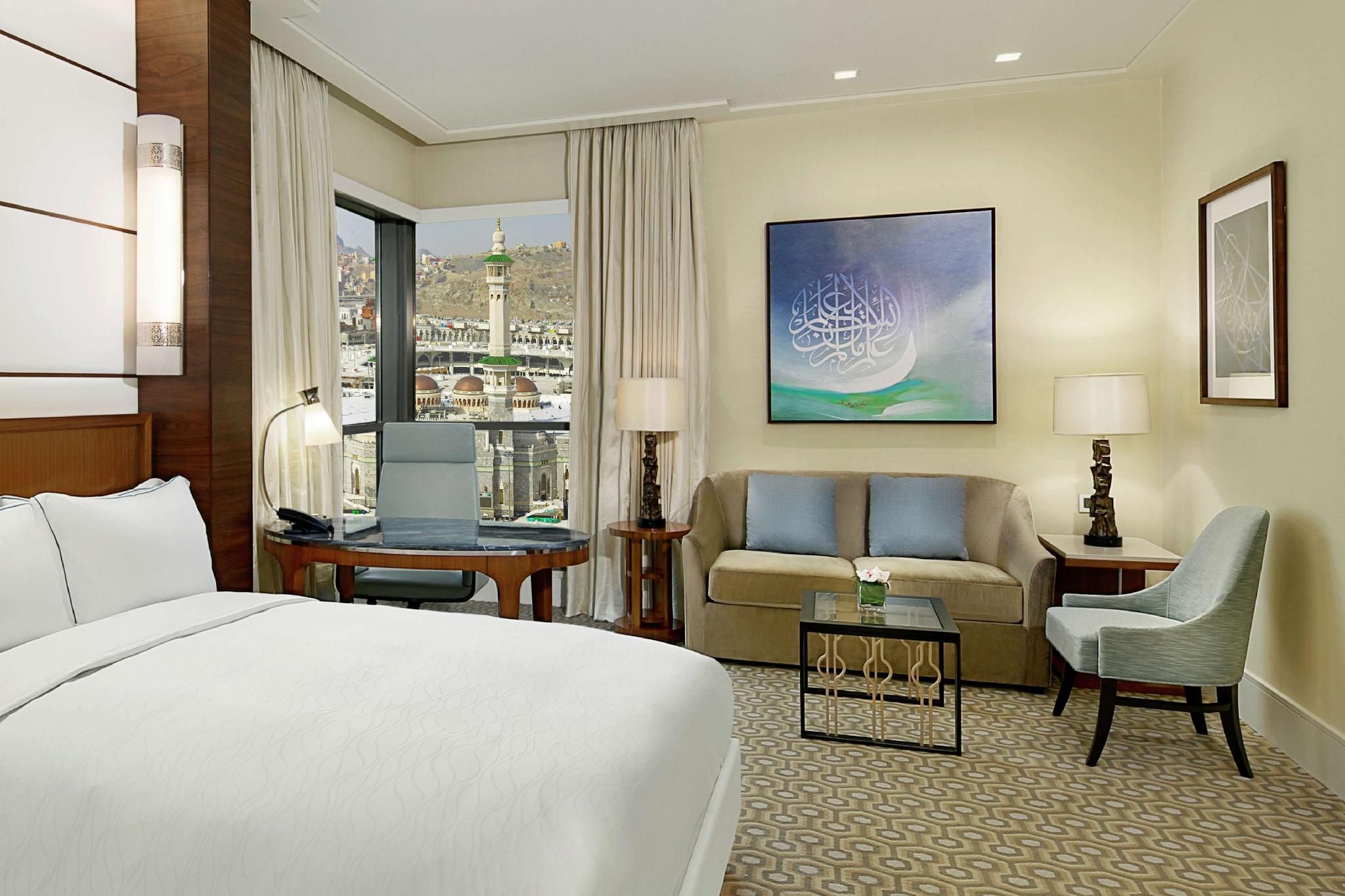 premier suite partial kaaba w lounge access