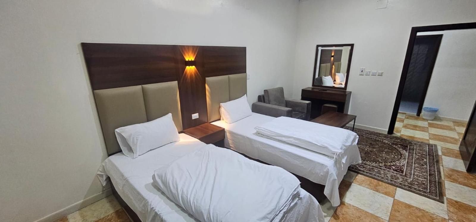 Al Eairy Furnished Apartments Dammam 3 Standard