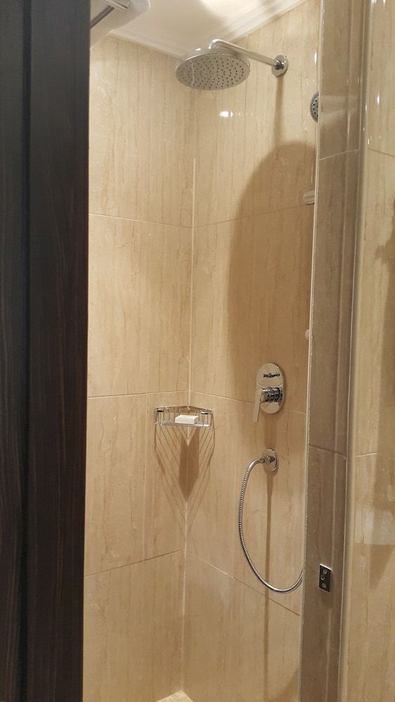 M Hotel Makkah by Millennium Standard Double Room, 1 King Bed 11