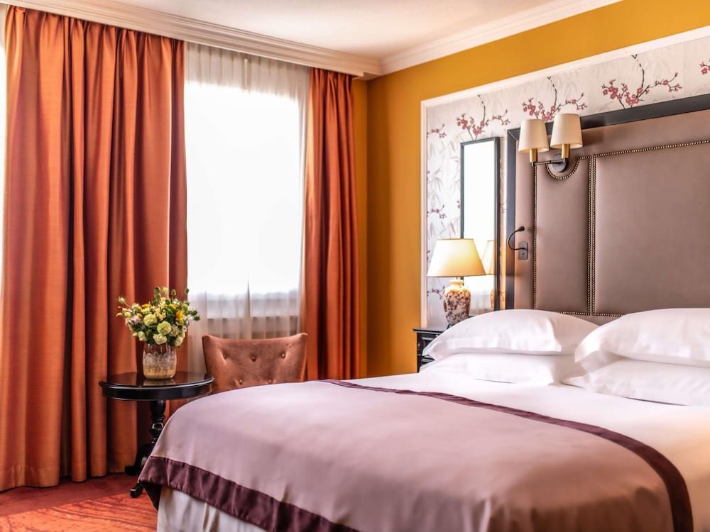 Hotel Rotary Geneva – MGallery Classic Room, 1 Double Bed 4