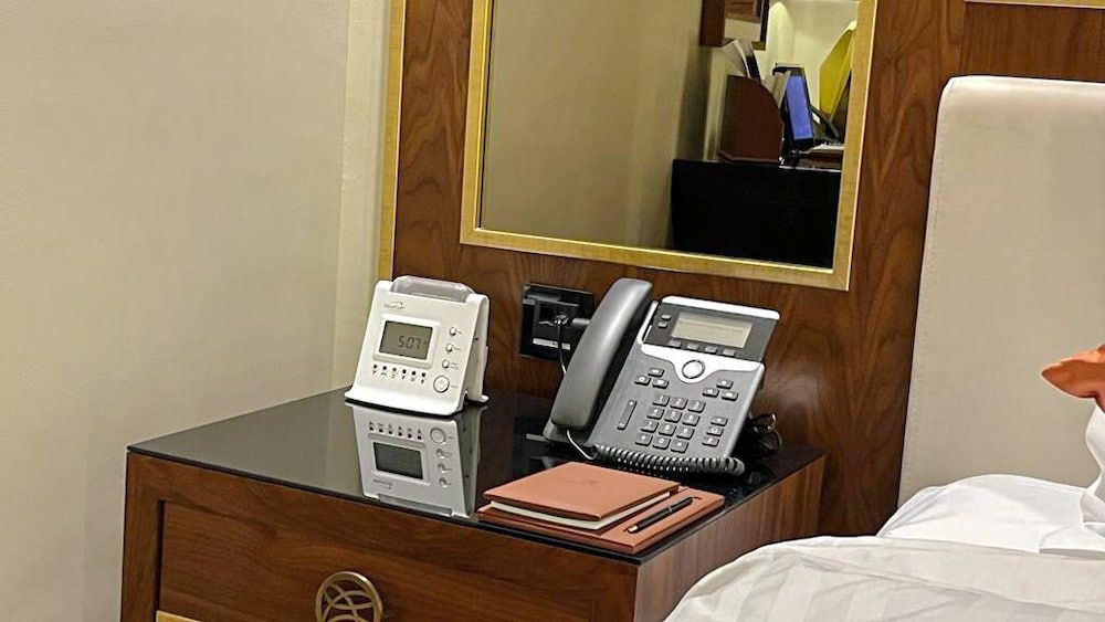 Bayat Hotels Company Single Room (Ruby) 9