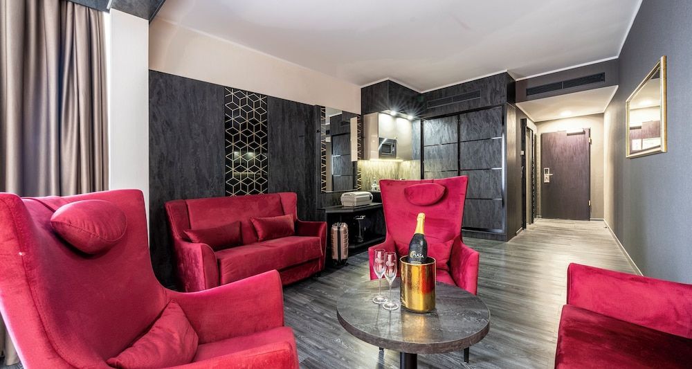 PLAZA Premium Schwerin; Sure Hotel Collection by Best Western Premium-Zimmer, 2 Einzelbetten, Seeseite (with Sofabed) 9