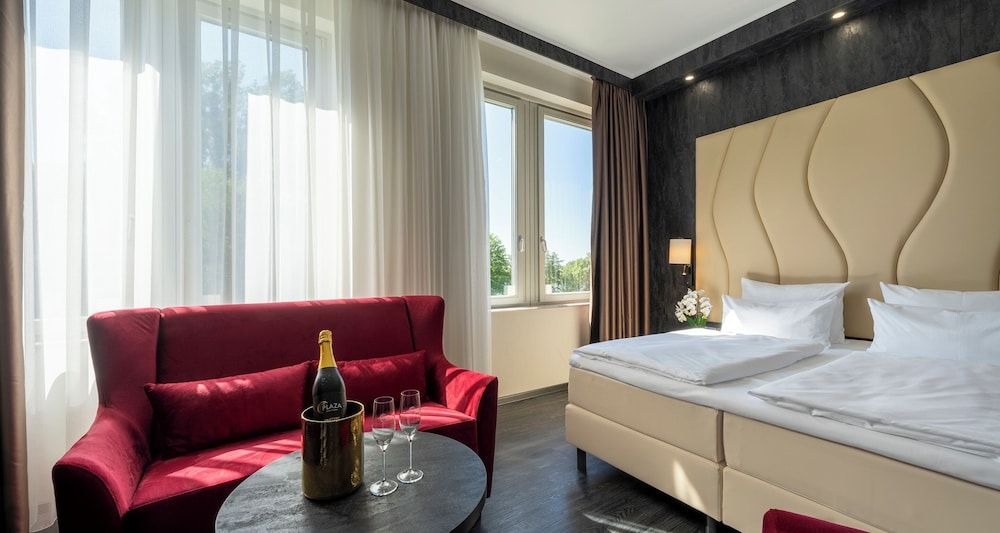 PLAZA Premium Schwerin; Sure Hotel Collection by Best Western Comfort Room, 2 Twin Beds