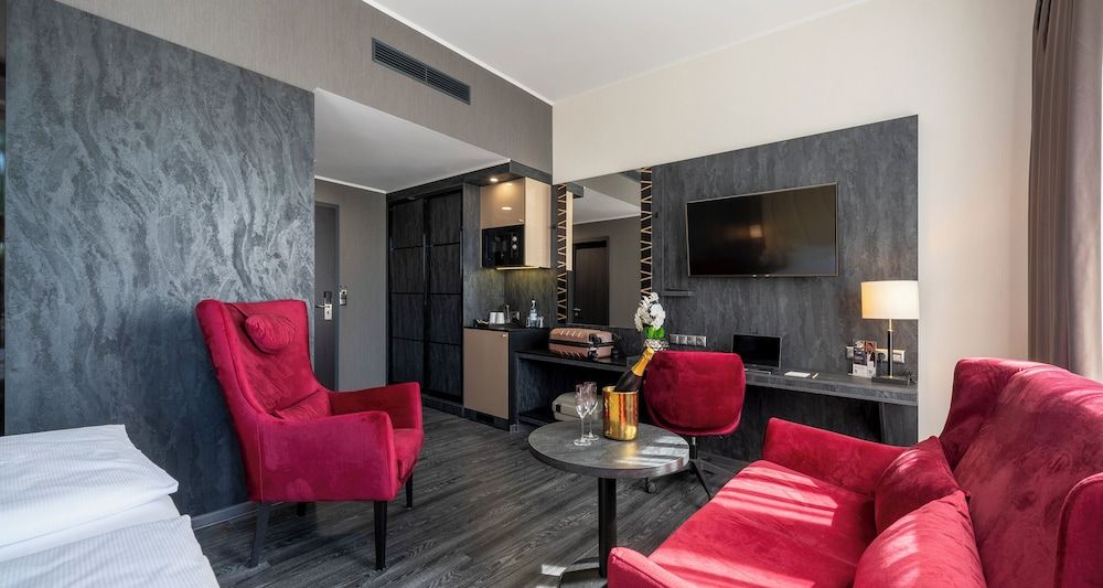 PLAZA Premium Schwerin; Sure Hotel Collection by Best Western Comfort Room, 2 Twin Beds 11