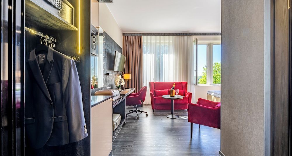 PLAZA Premium Schwerin; Sure Hotel Collection by Best Western Comfort Room, 2 Twin Beds 10