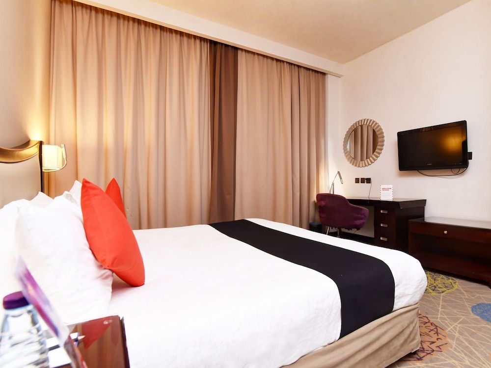 Mena Hotel Riyadh Junior Suite - King 4