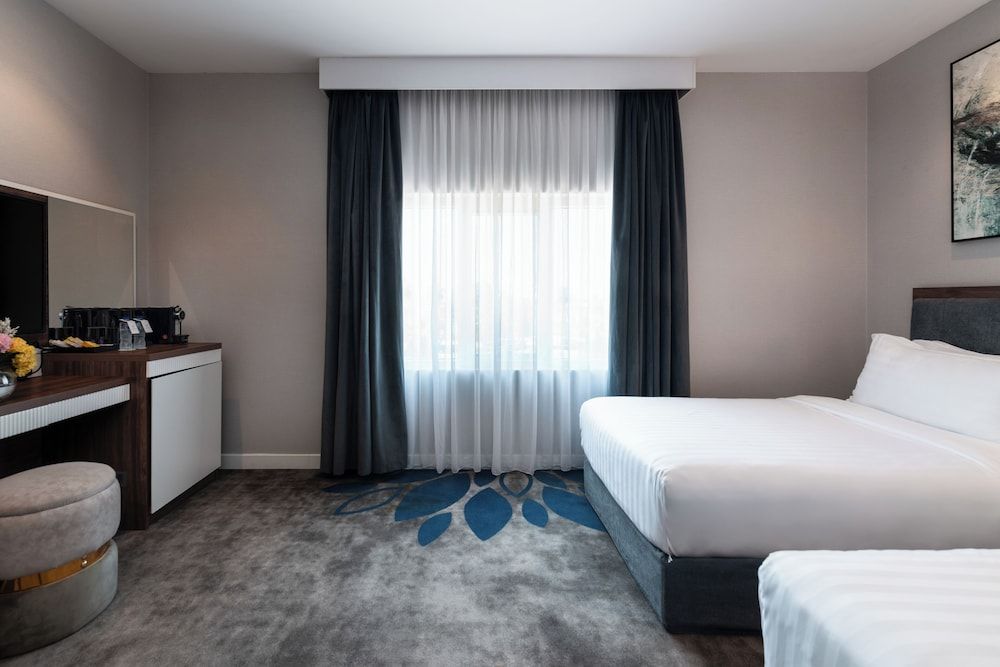 Warwick Al Jubail Hotel Family Suite, 2 Bedrooms, Sea View 4