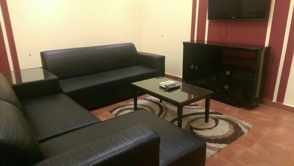 Golden Marina Resort Chalet, 3 Bedrooms ( Rocky beach ) 6