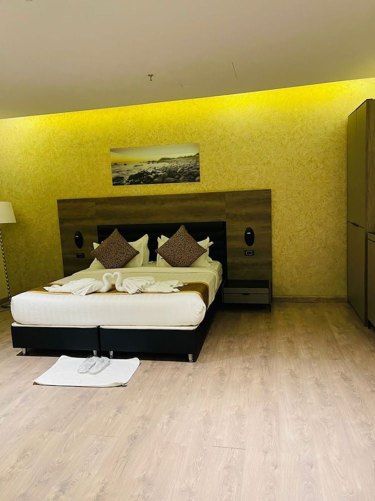 Golden Marina Resort Royal Golden Marina Suite (Royal Suite)