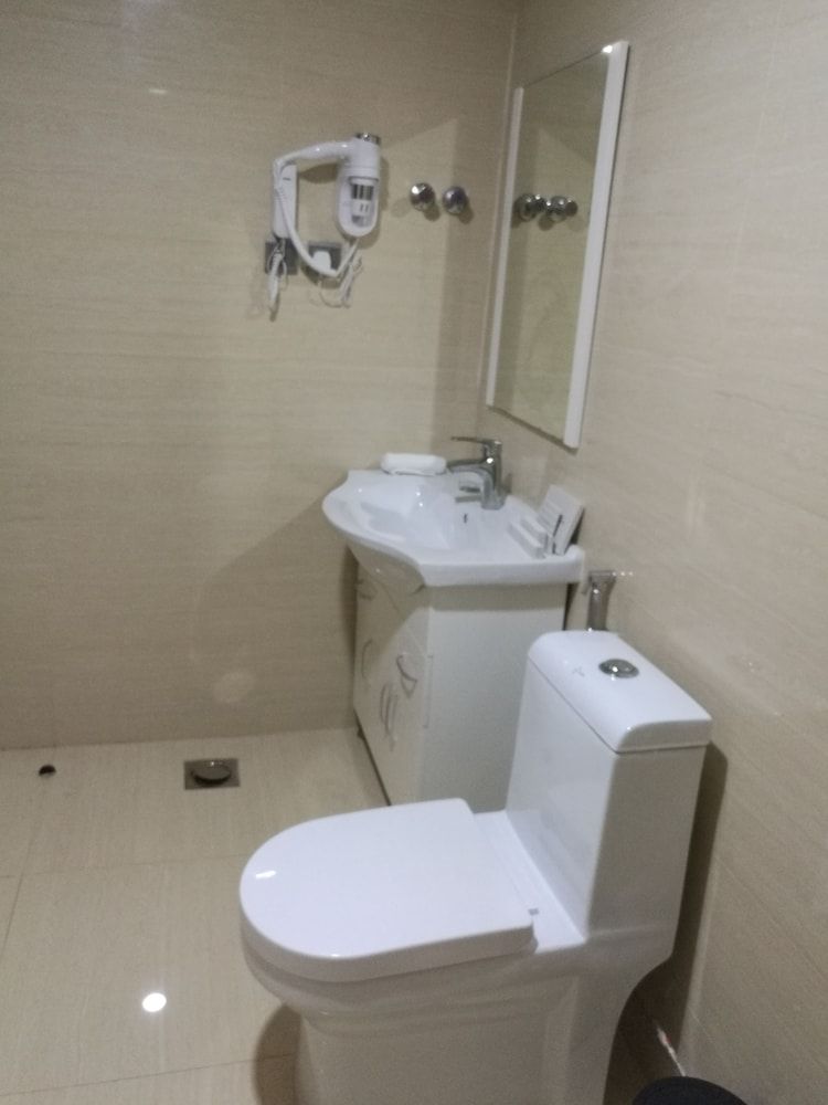 Naviti Warwick Al Khobar One-Bedroom Suite 7