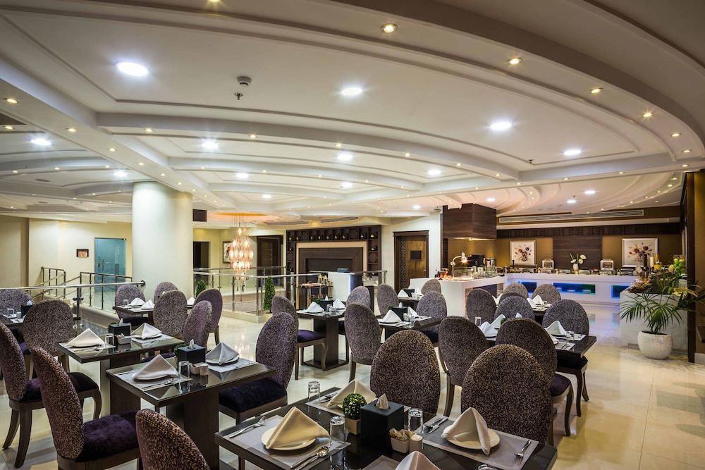 undefined Gloria Inn Hotel 8