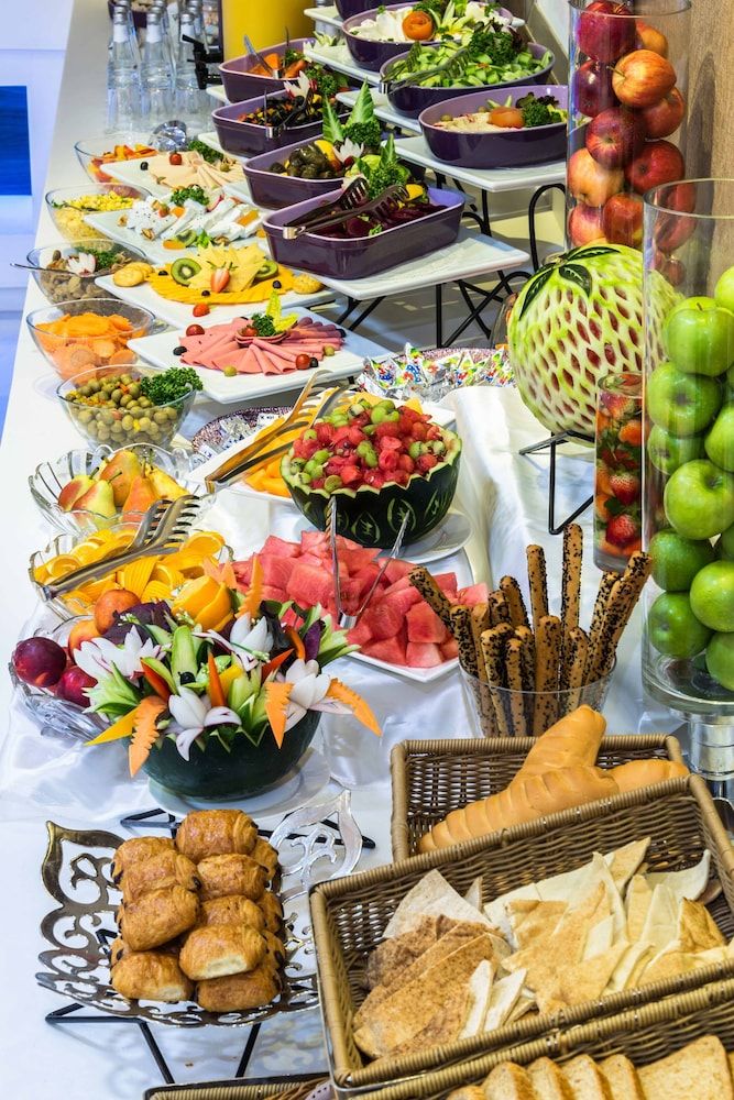 undefined Gloria Inn Hotel 10