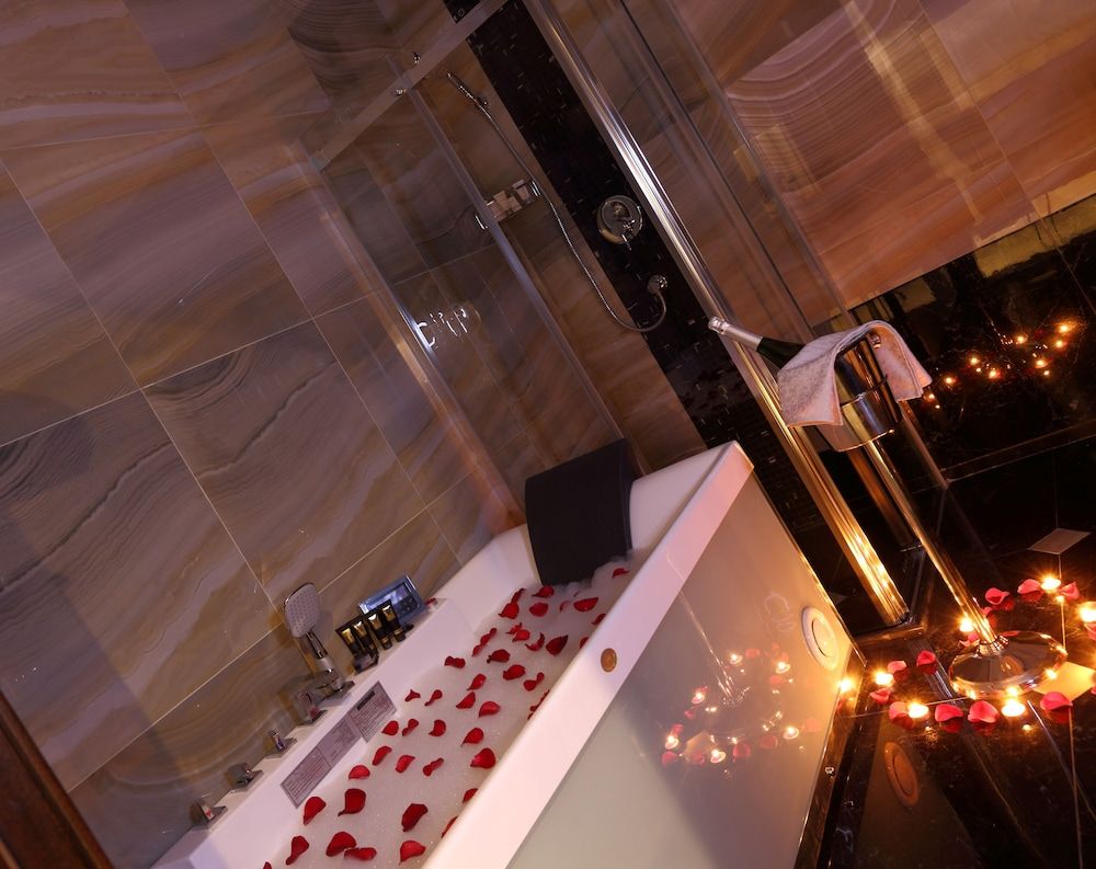 Swiss Flora Royal Hotel Riyadh Executive Suite King 3