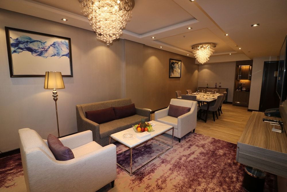 Frontel Jeddah Hotel Altahlia Royal Suite, 3 Bedrooms 5
