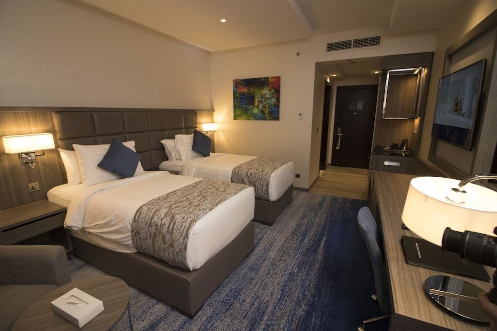 undefined Frontel Jeddah Hotel Altahlia 10