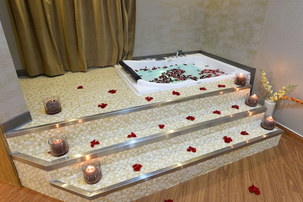 undefined Clemence Hotel Suites 8