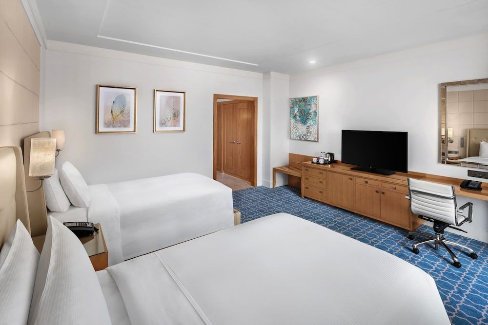Hilton Hotel & Convention Jabal Omar Makkah Room, 2 Twin Beds, Non Smoking 3