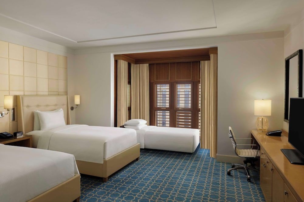 Deluxe Room, 3 Twin Beds, Non Smoking