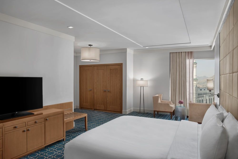 Hilton Hotel & Convention Jabal Omar Makkah Suite, 2 Twin Beds, Non Smoking (Amiri, Haram View)