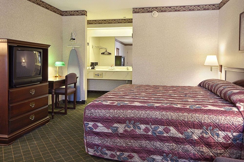 Room, 1 Double Bed, Accessible, Non Smoking (Mobility)