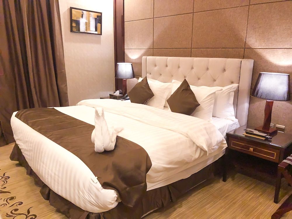 Holiday khaleej Standard Room 4