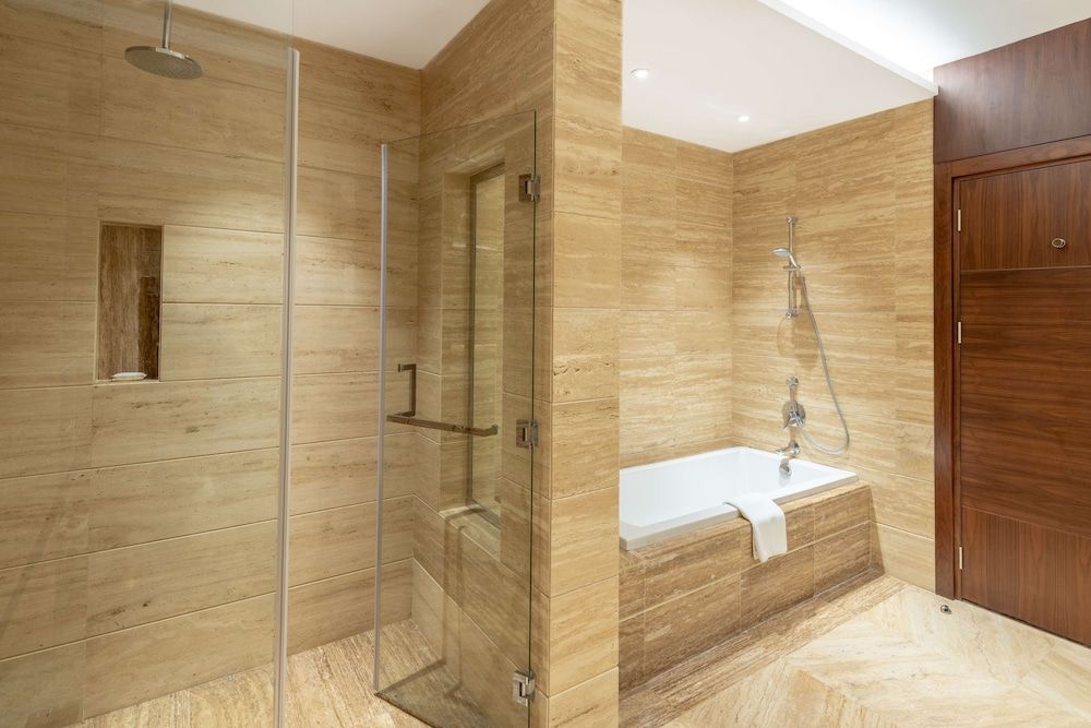 Radisson Blu Hotel, Jeddah Al Salam Standard Room 9