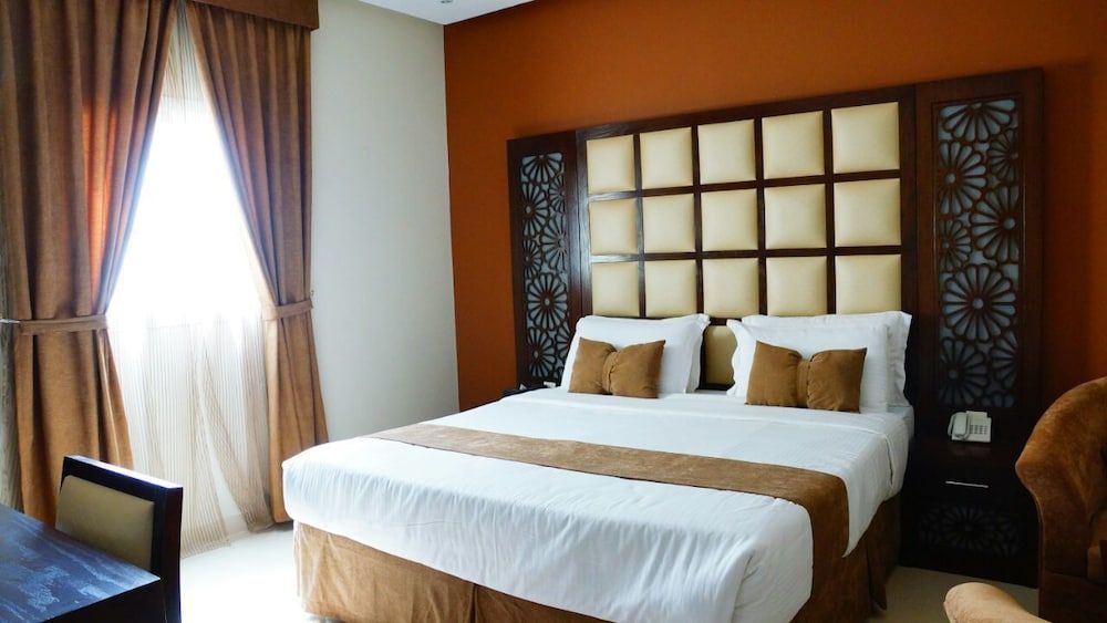 undefined Almuhaidb Alnarges 2