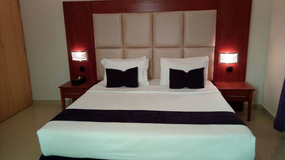 undefined AlMuhaidb Tahliya - Olaya 8