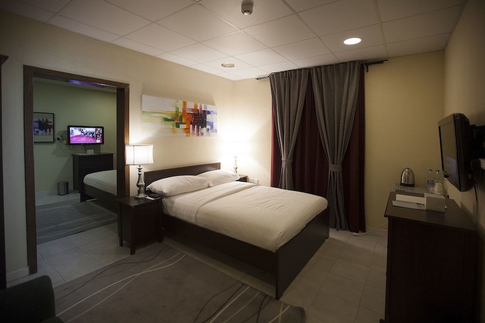 Palms Lily Hotel Suites