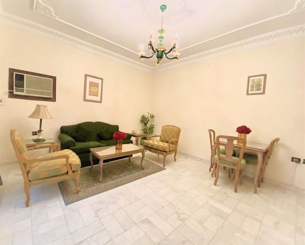 Rotanah Residence Apartments Deluxe Apartment 5