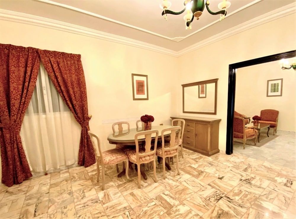 Rotanah Residence Apartments Family Apartment 3