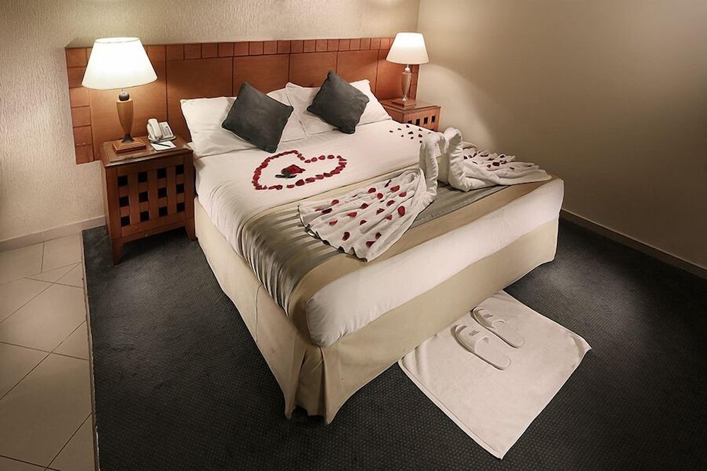 Lily Hotel Suite Mubarraz Studio, 1 King Bed 5