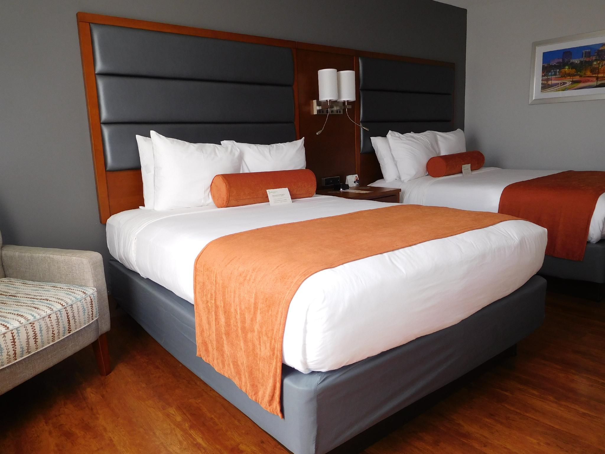 2 Queen Bed Non-Smoking